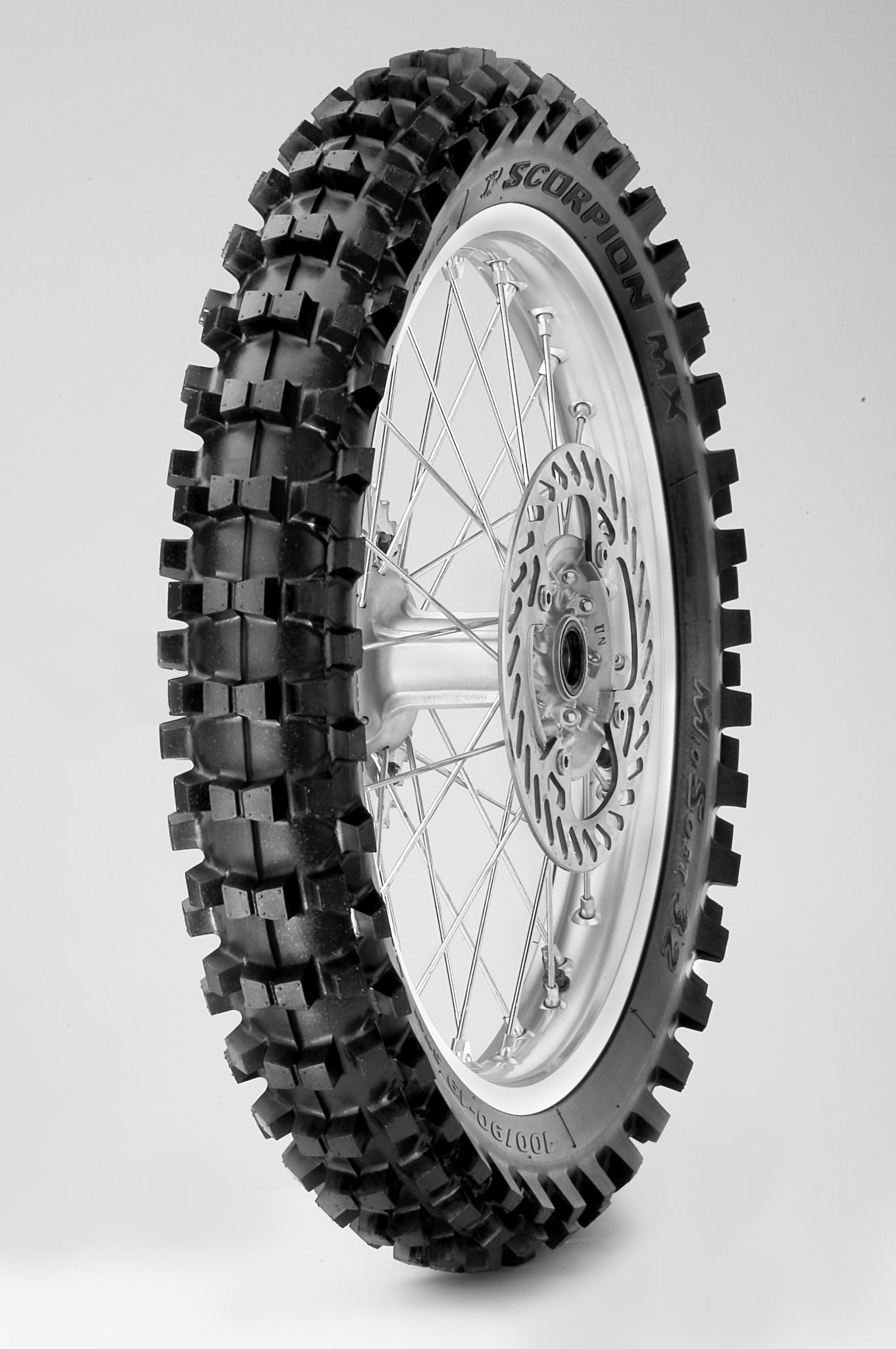 PIRELLI Reifen: MX32 Mid Soft, 100/90-19